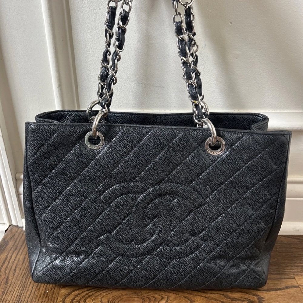 Chanel Classic Black Caviar Grand Shopping tote GST Silver Bag